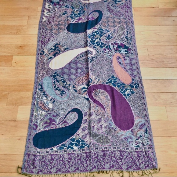 EUC pashmina shawl with payettes, large - Picture 5 of 5
